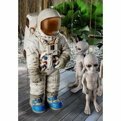 Flash Sale 🧨 Design Toscano Moon Man Astronaut Statue ⌛ -Patio Shop unnamed file 266