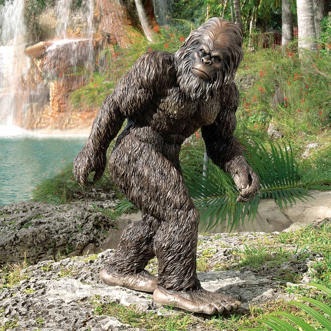 New ๐ Design Toscano Bigfoot, The Garden Yeti Statue โจ 6 New ๐ Design Toscano Bigfoot, The Garden Yeti Statue โจ - Image 4